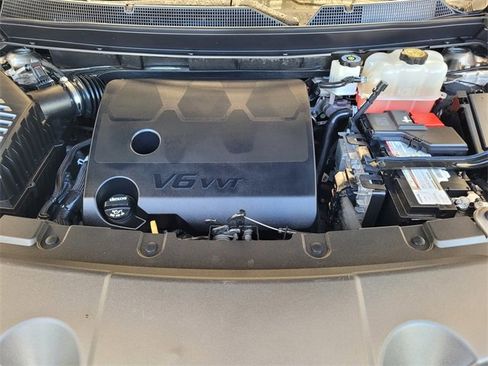 Used 2020 Chevrolet Traverse High Country image 34