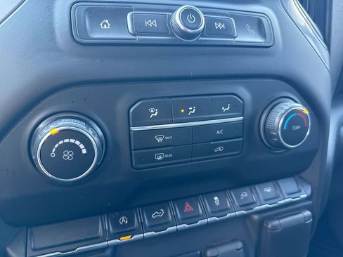 Used 2021 Chevrolet Silverado 1500 Custom RWD image 16