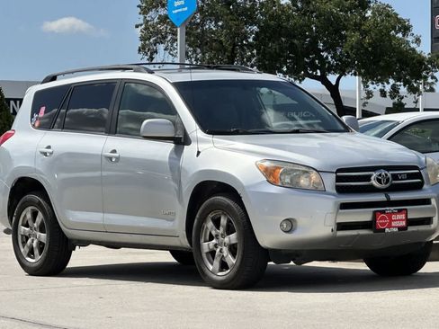 Used 2008 Toyota RAV4 Limited FWD image 10