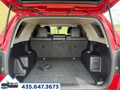 Used 2021 Toyota 4Runner Limited AWD/4WD image 31