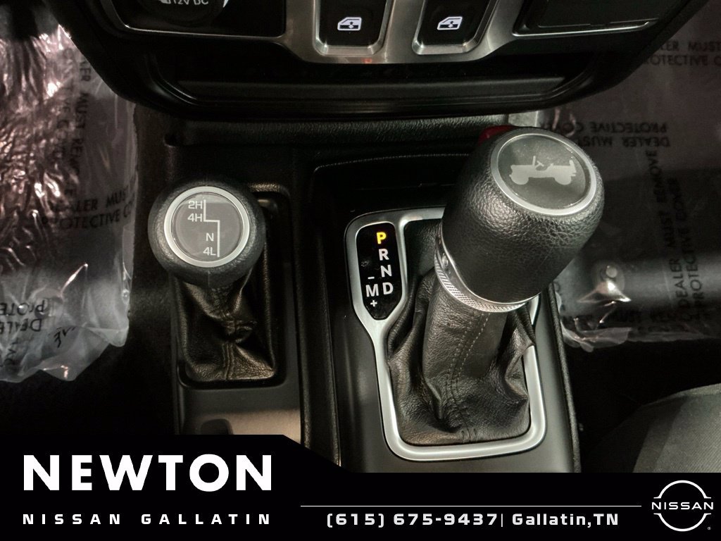 Used 2021 Jeep Wrangler Sport AWD/4WD image 7
