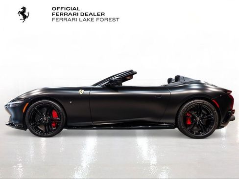 Used 2024 Ferrari Roma Spider RWD image 3