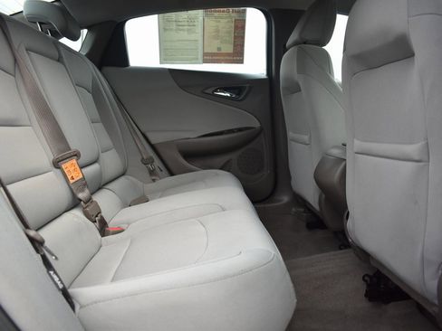 Used 2017 Chevrolet Malibu LS image 9