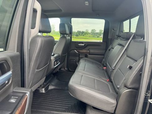 Used 2022 GMC Sierra 3500 SLT w/ SLT Preferred Package AWD/4WD image 16