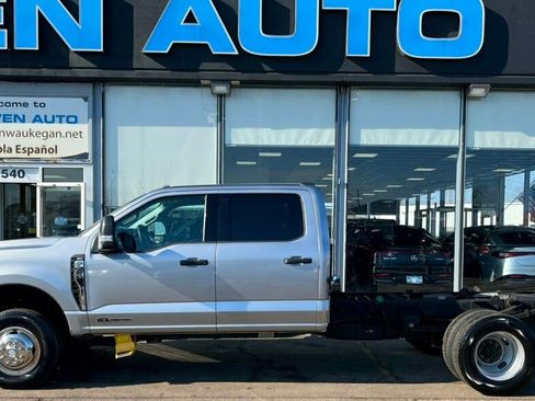 Used 2023 Ford F350 XLT image 25
