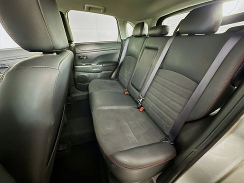 Used 2025 Mitsubishi Outlander Sport SE image 26