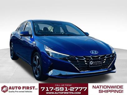 Used 2023 Hyundai Elantra Limited w/ Preferred Accessory Package