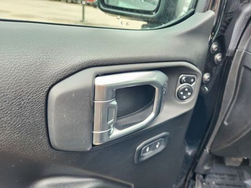 New 2025 Jeep Wrangler Unlimited Rubicon w/ XTREMEE 35" Tire Package image 10