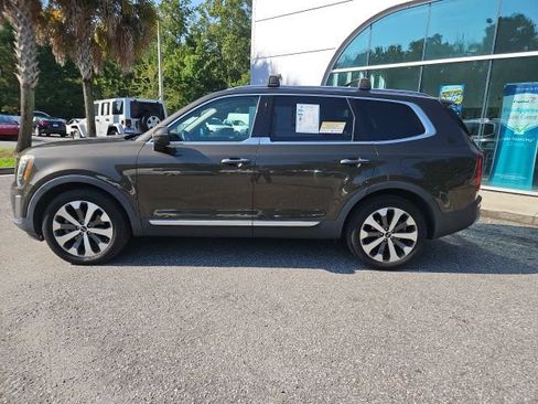 Used 2020 Kia Telluride S FWD image 3