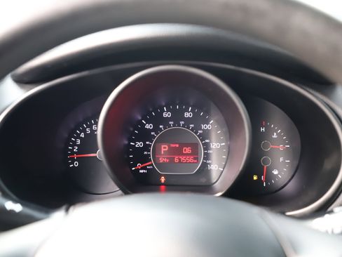 Used 2018 Kia Soul Base image 22