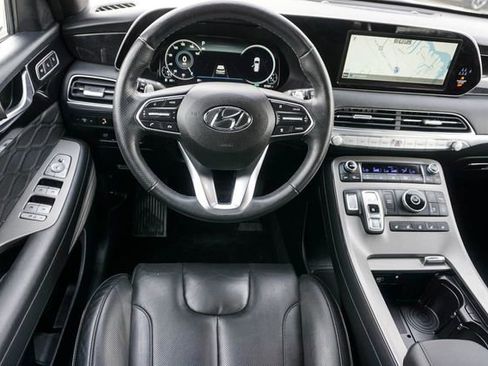Used 2022 Hyundai Palisade Calligraphy image 21