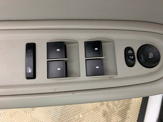 Used 2009 Chevrolet Traverse LT AWD/4WD image 33