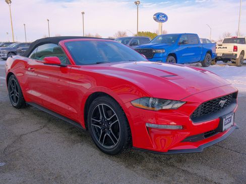Used 2022 Ford Mustang Premium image 13
