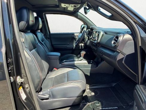 Used 2019 Toyota Tacoma TRD Pro image 24