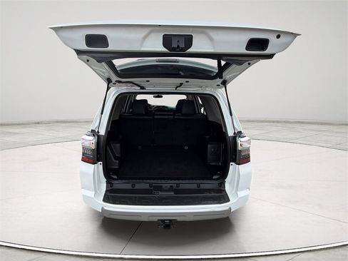 Used 2018 Toyota 4Runner TRD Off-Road Premium image 12