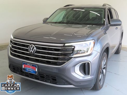 Used 2024 Volkswagen Atlas SE image 9