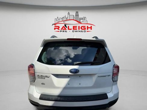 Used 2018 Subaru Forester 2.5i Limited image 3