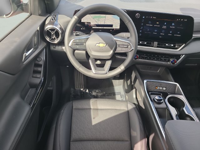 New 2027 Chevrolet Equinox LT w/ Convenience Package II FWD image 18