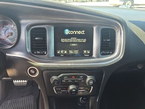 Used 2017 Dodge Charger R/T RWD image 12