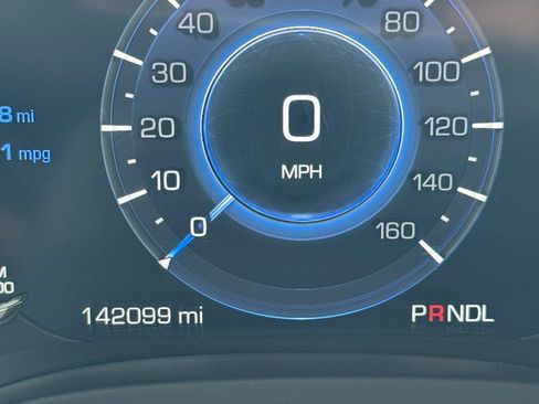 Used 2018 Cadillac Escalade ESV Luxury AWD/4WD image 74