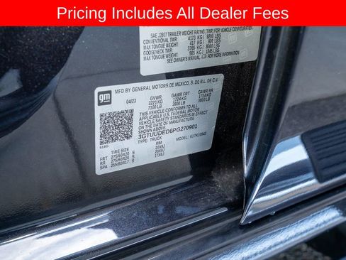 Used 2023 GMC Sierra 1500 SLT w/ SLT Premium Package AWD/4WD image 23