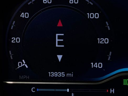 Used 2024 Chevrolet Silverado 1500 LT Trail Boss w/ LT Trail Boss Premium Package image 15