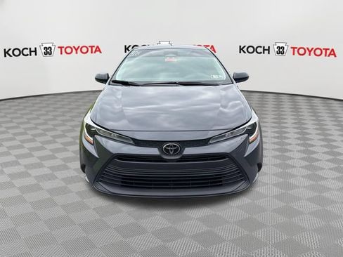 Used 2024 Toyota Corolla LE w/ LE Convenience Package FWD image 2