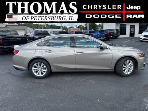 Used 2023 Chevrolet Malibu LT FWD image 9