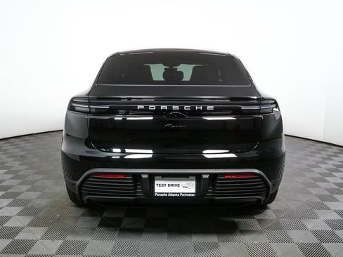 New 2025 Porsche Macan Electric image 30