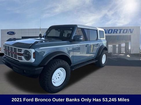 Used 2021 Ford Bronco Outer Banks w/ Sasquatch Package AWD/4WD image 1