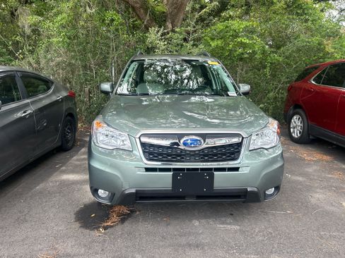 Used 2016 Subaru Forester 2.5i Limited AWD/4WD image 3