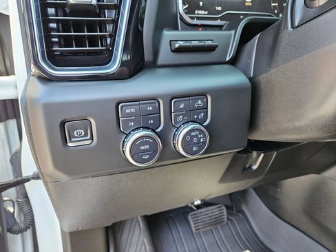 Used 2024 GMC Sierra 2500 Denali Ultimate w/ Max Trailering Package AWD/4WD image 23