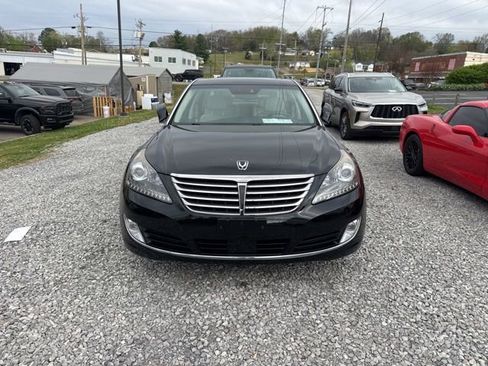 Used 2016 Hyundai Equus Signature image 2