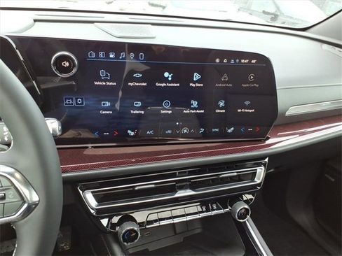 New 2026 Chevrolet Traverse Z71 w/ Enhanced Driving Package image 11