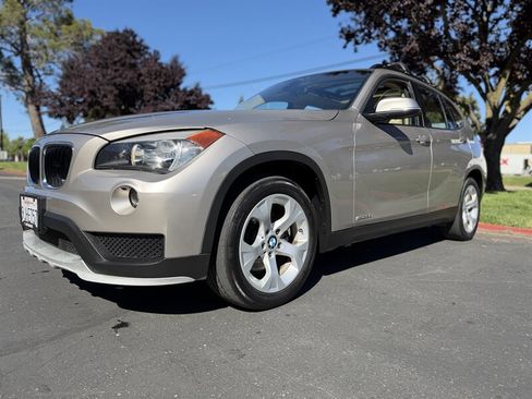 Used 2015 BMW X1 sDrive28i image 9