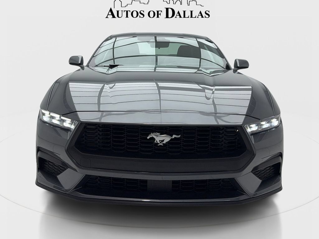 Used 2026 Ford Mustang Premium RWD image 4
