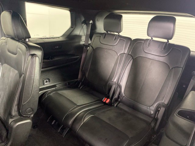 Used 2023 Jeep Grand Cherokee L Altitude AWD/4WD image 33