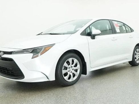 New 2026 Toyota Corolla LE FWD image 19