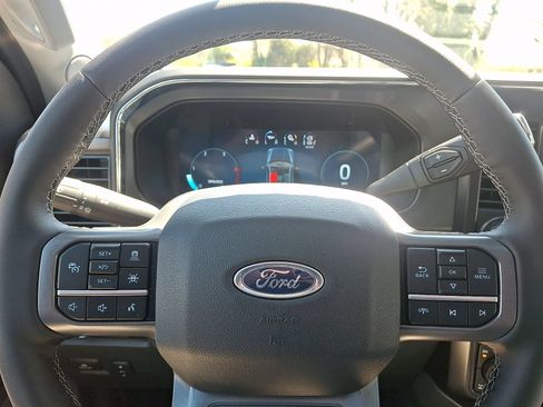New 2026 Ford F250 Lariat w/ Black Appearance Package AWD/4WD image 13