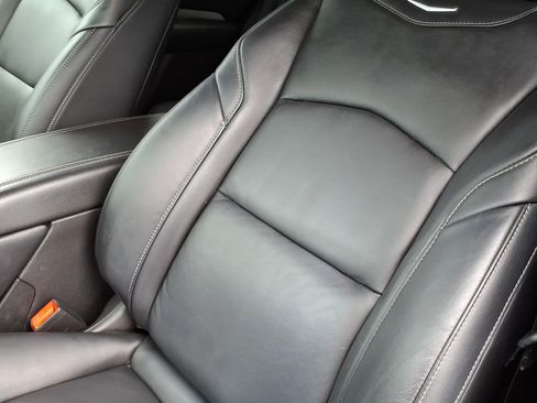 Certified 2023 Cadillac XT4 Premium Luxury w/ Cold Weather Package AWD/4WD image 16