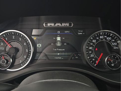Used 2025 RAM 1500 Classic Warlock AWD/4WD image 17