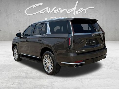 Used 2021 Cadillac Escalade Premium Luxury RWD image 14