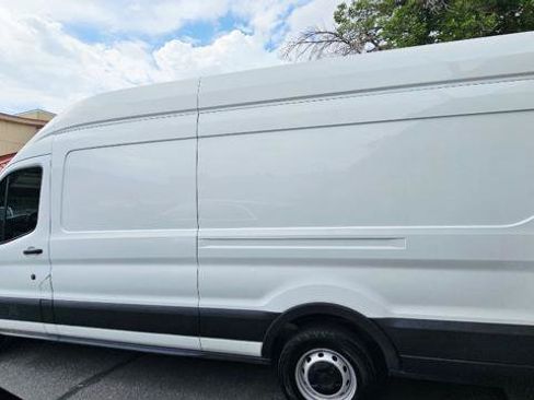 Used 2020 Ford Transit 250 148 High Roof Extended RWD image 8