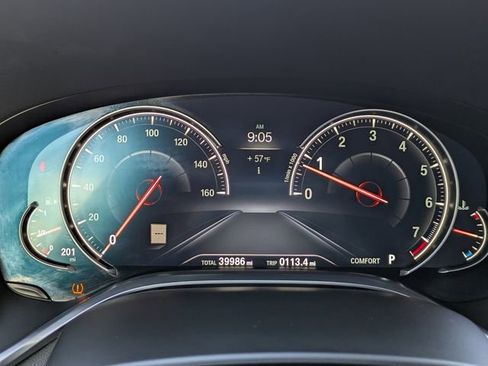 Used 2017 BMW 750i image 33