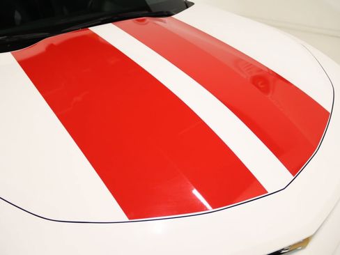 Used 2018 Chevrolet Camaro LT w/ RS Package image 8