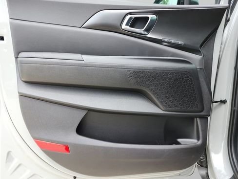 New 2026 Kia Carnival SX w/ SX Dark Edition Package FWD image 29
