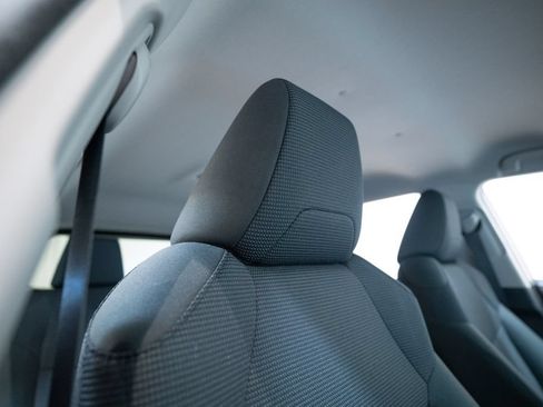 Certified 2023 Toyota RAV4 LE AWD/4WD image 16