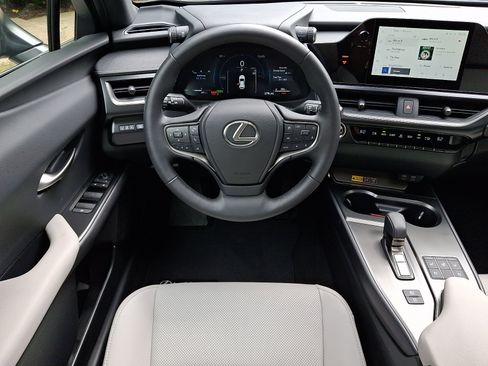 Certified 2026 Lexus UX 300h AWD w/ Accessory Package (2T) image 11