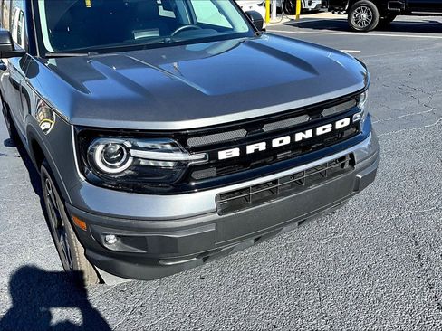 Used 2024 Ford Bronco Sport Outer Banks w/ Tech Package image 3