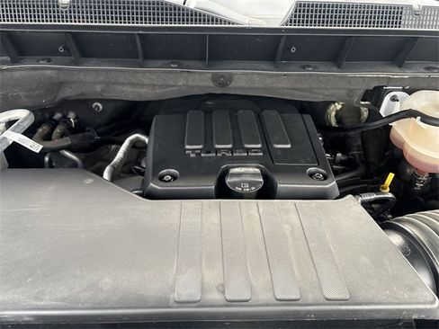 Used 2024 Chevrolet Silverado 1500 LT image 31